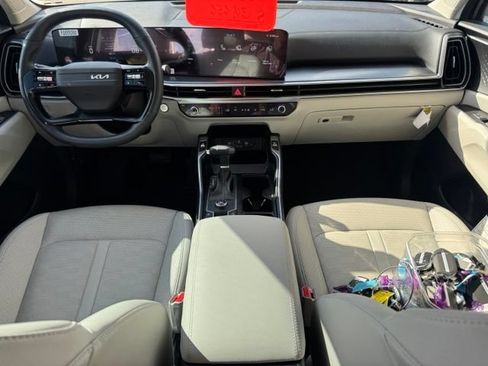 Used 2026 Kia Sorento S FWD image 40