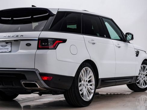 Used 2019 Land Rover Range Rover Sport HSE image 10