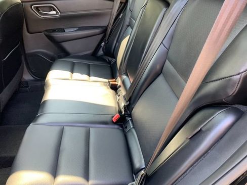 Used 2021 Nissan Rogue SV w/ Premium Package AWD/4WD image 17