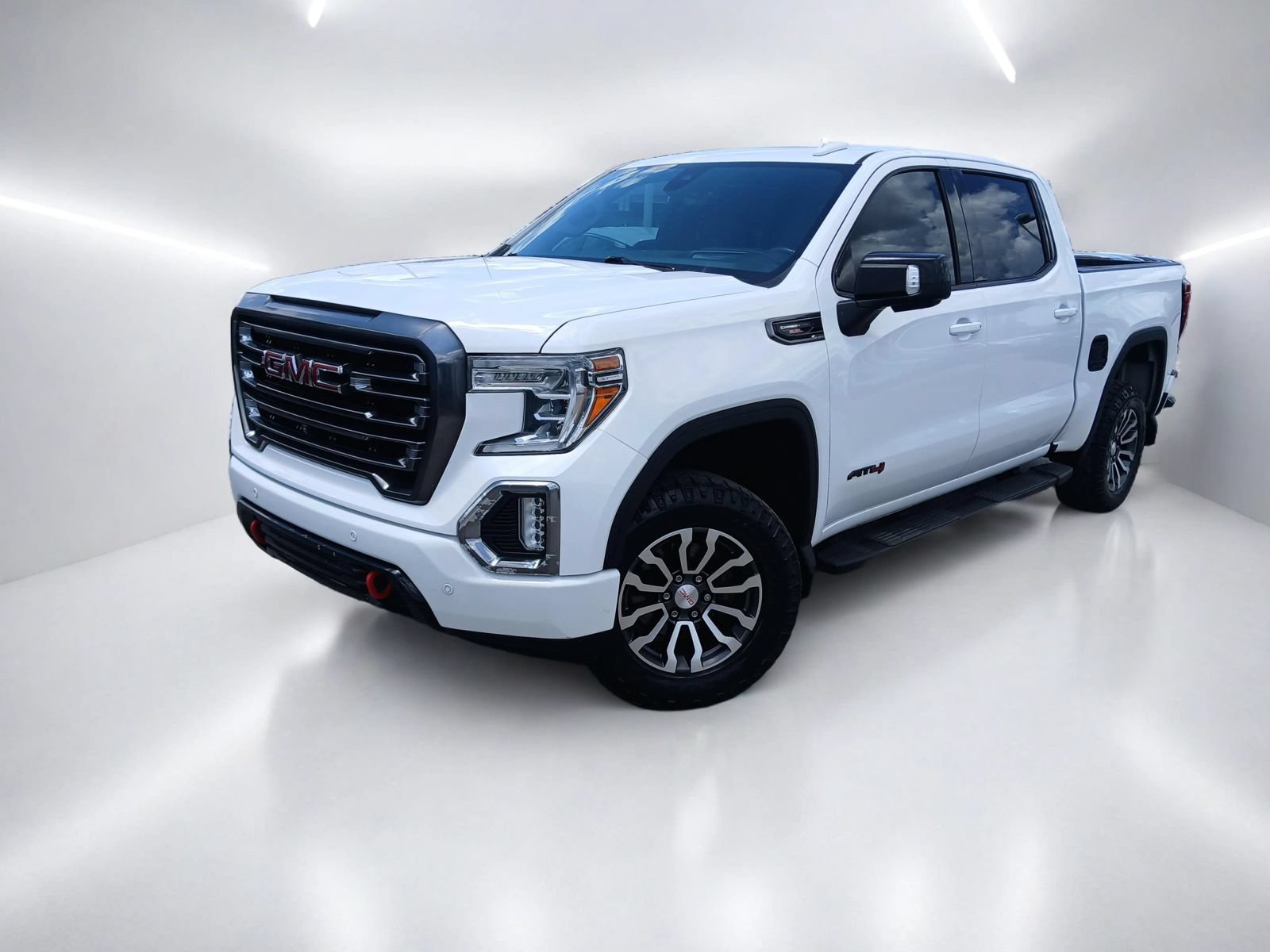 Used 2020 GMC Sierra 1500 AT4 w/ Off Road Performance Package AWD/4WD image 1