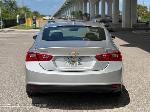 Used 2018 Chevrolet Malibu Hybrid w/ Leather Package FWD image 22
