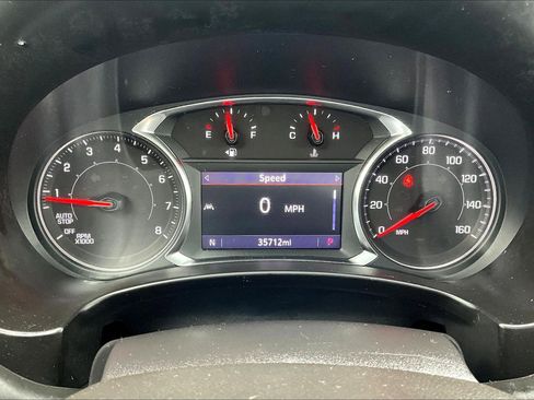 Used 2023 GMC Terrain SLT w/ Tech Package image 8