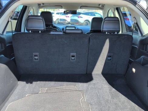 Used 2024 Ford Edge SEL image 5