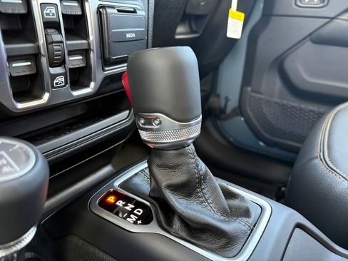 New 2026 Jeep Wrangler Sahara w/ Whitecap Package image 31