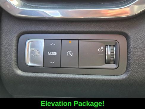 Used 2025 GMC Acadia Elevation FWD image 22