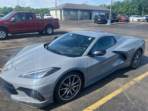 Used 2025 Chevrolet Corvette Stingray Preferred Conv w/ Stealth Interior Trim Package RWD image 2