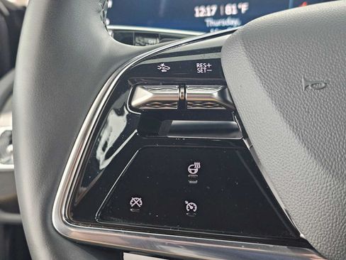 Used 2025 Cadillac Lyriq Luxury AWD/4WD image 29