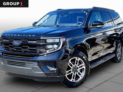 Used 2025 Ford Expedition Active