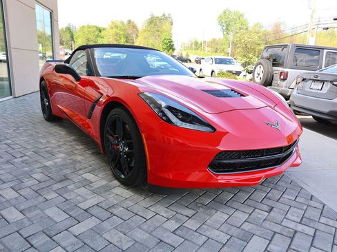 Used 2014 Chevrolet Corvette Stingray Convertible w/ 3LT Preferred Equipment Group RWD image 1