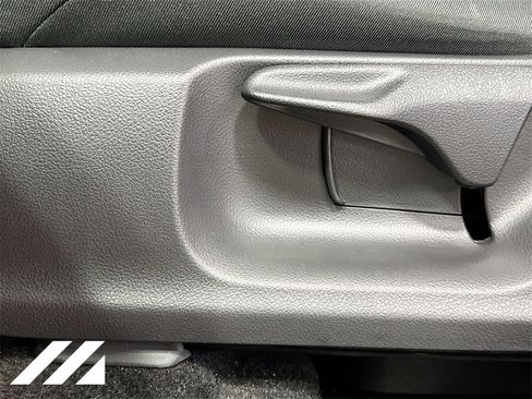 Used 2024 Subaru Solterra Premium image 20