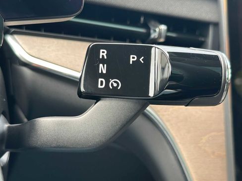 New 2025 Volvo EX90 Ultra image 35