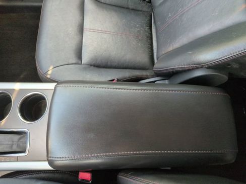 Used 2013 Ford Edge SEL FWD image 41