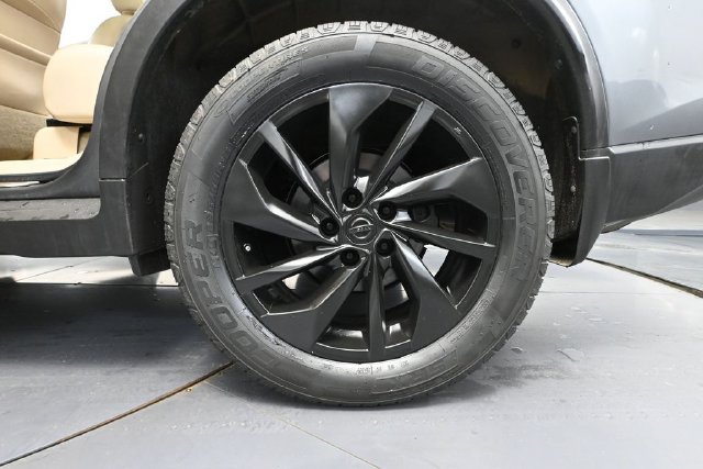Used 2014 Nissan Rogue SL w/ SL Premium Package FWD image 9