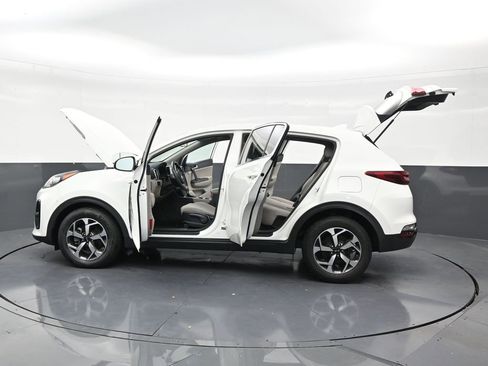 Used 2021 Kia Sportage LX FWD image 30