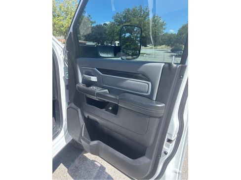 Used 2022 RAM 2500 Big Horn w/ Level A Equipment Group AWD/4WD image 22