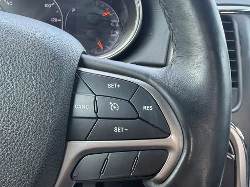 Used 2018 Jeep Grand Cherokee Limited AWD/4WD image 22