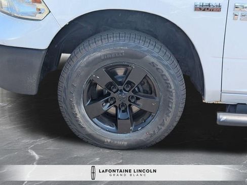 Used 2016 RAM 1500 Classic SLT AWD/4WD image 30
