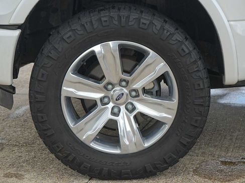 Used 2016 Ford F150 Platinum w/ Equipment Group 701A Luxury AWD/4WD image 7