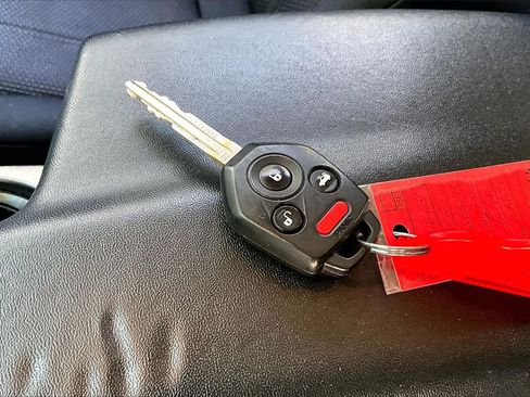 Used 2023 Subaru Impreza 2.0i image 30