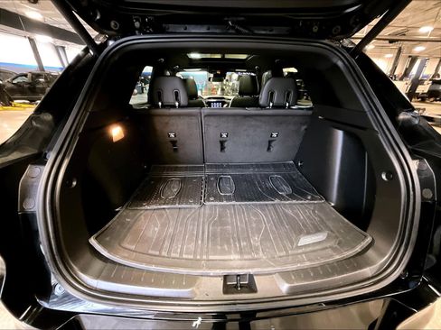 Used 2023 Chevrolet TrailBlazer RS w/ Sun and Liftgate Package image 17