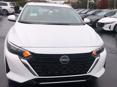 New 2025 Nissan Sentra SV w/ SV Premium Package image 3