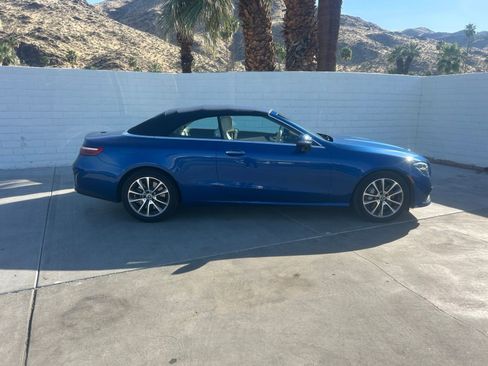 Used 2022 Mercedes-Benz E 450 Cabriolet image 4