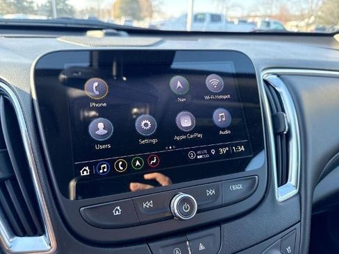 Used 2024 Chevrolet Malibu LT image 13