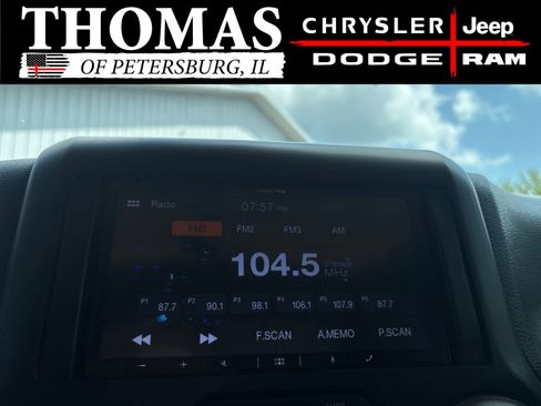 Used 2015 Jeep Wrangler Sport AWD/4WD image 16