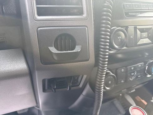 Used 2019 Ford F550 4x4 Regular Cab Super Duty image 25