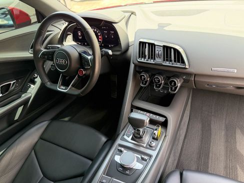Used 2021 Audi R8 V10 RWD image 41