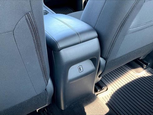 Used 2024 Nissan Sentra SV w/ All-Weather Package FWD image 10