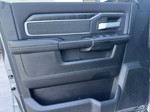 Used 2019 RAM 3500 Big Horn AWD/4WD image 4