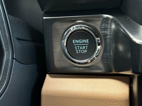 New 2026 Ford F350 Lariat w/ Lariat Premium Package AWD/4WD image 16