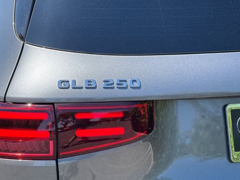 New 2026 Mercedes-Benz GLB 250 image 25
