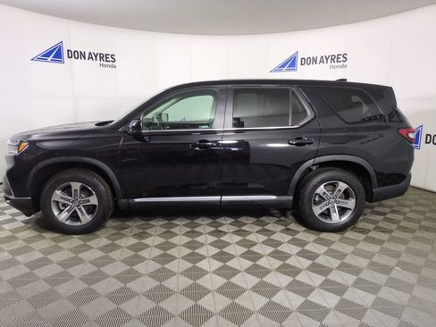 Certified 2024 Honda Pilot EX-L image 2