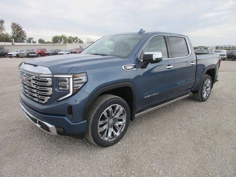 New 2026 GMC Sierra 1500 Denali image 11