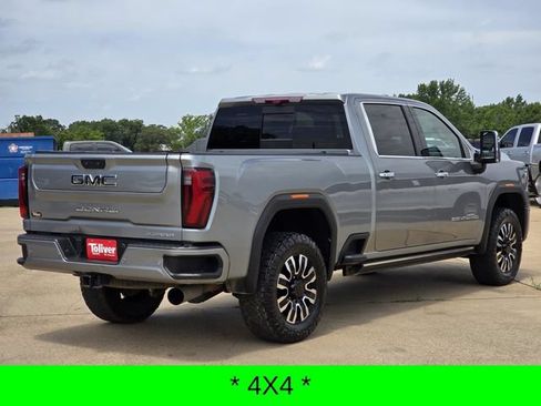 Used 2024 GMC Sierra 2500 Denali Ultimate AWD/4WD image 8