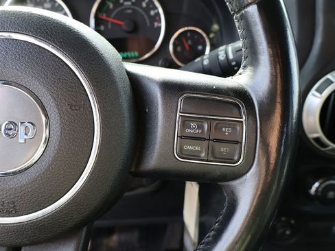 Used 2013 Jeep Wrangler Unlimited Sahara w/ Connectivity Group image 39