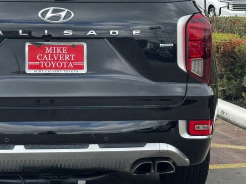 Used 2021 Hyundai Palisade Calligraphy image 9
