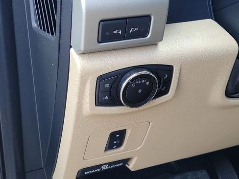 Certified 2019 Ford F350 Lariat w/ Tow Technology Bundle image 23