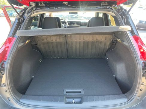 Certified 2025 Nissan Kicks SV FWD image 21