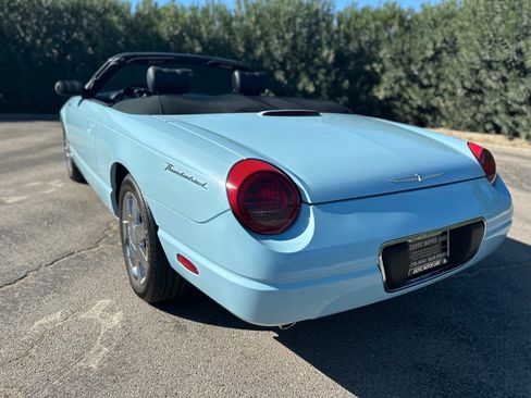 Used 2003 Ford Thunderbird Deluxe image 33