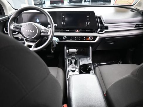 Used 2023 Kia Sportage LX AWD/4WD image 37