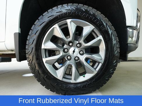Used 2021 Chevrolet Silverado 1500 LT AWD/4WD image 34