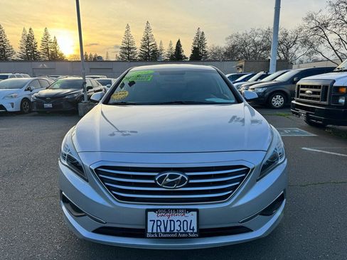 Used 2016 Hyundai Sonata SE image 6