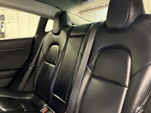 Used 2023 Tesla Model 3 Standard Range image 14