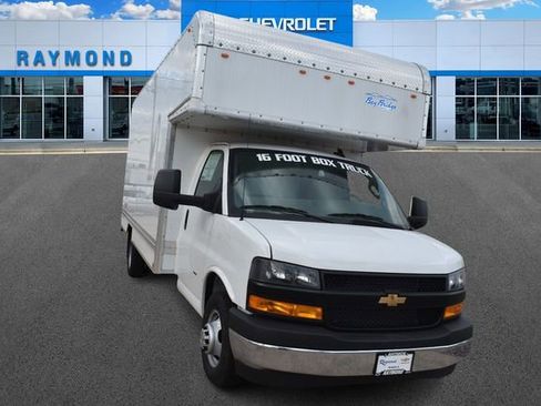 New 2025 Chevrolet Express 3500 w/ Power Convenience Package image 10