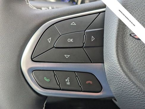 New 2026 Chrysler Pacifica Select FWD image 23