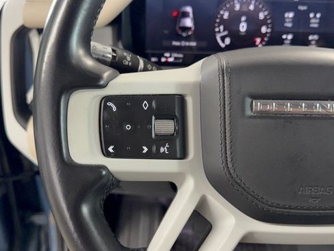Used 2020 Land Rover Defender 110 HSE AWD/4WD image 18