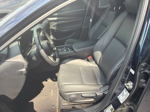 Used 2025 MAZDA MAZDA3 s FWD image 6